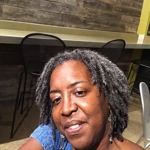 Meet your Posher, Joann